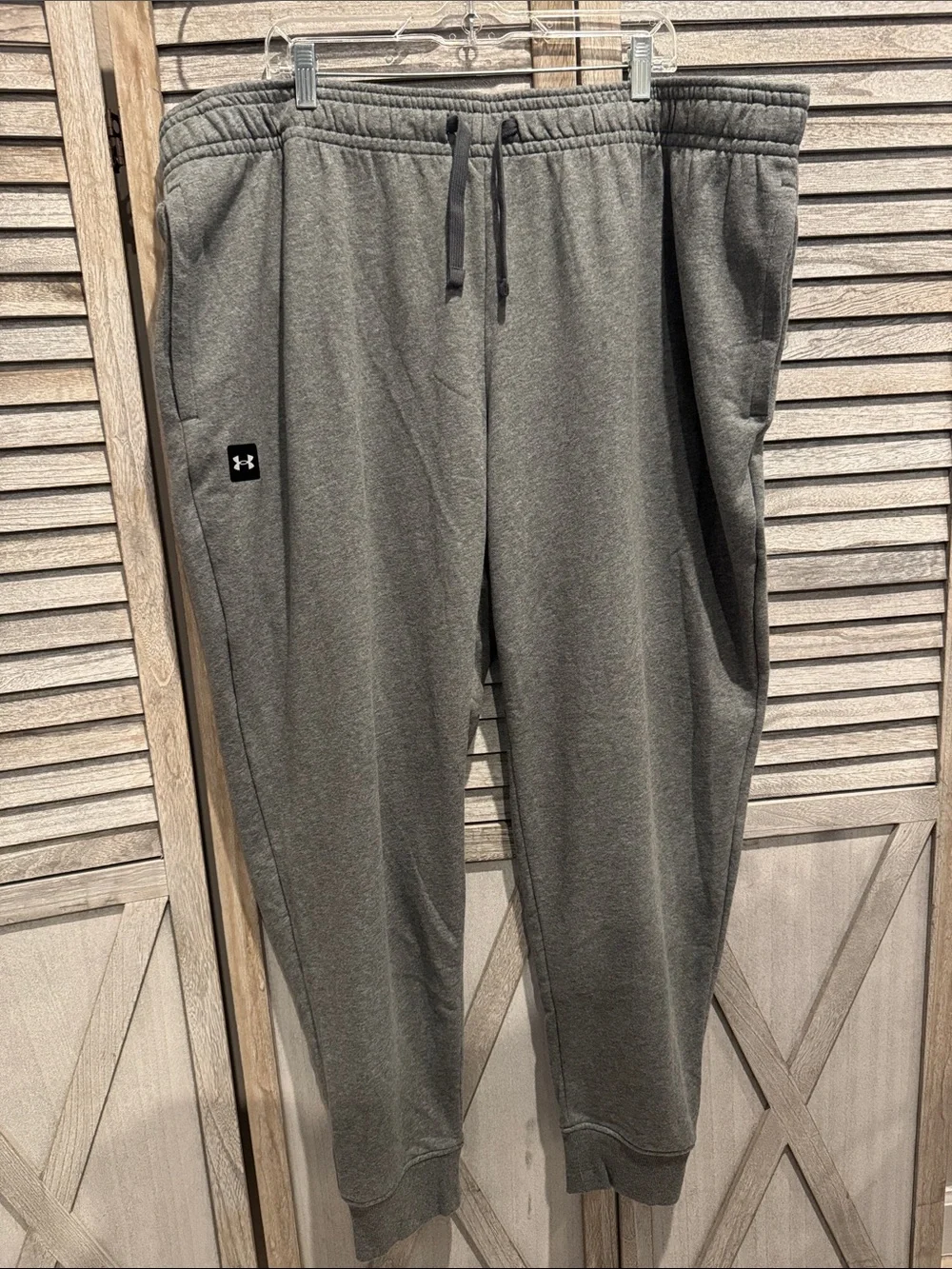 Under Armour Men's loose Charcoal Gray Fleece Joggers size 4XLT